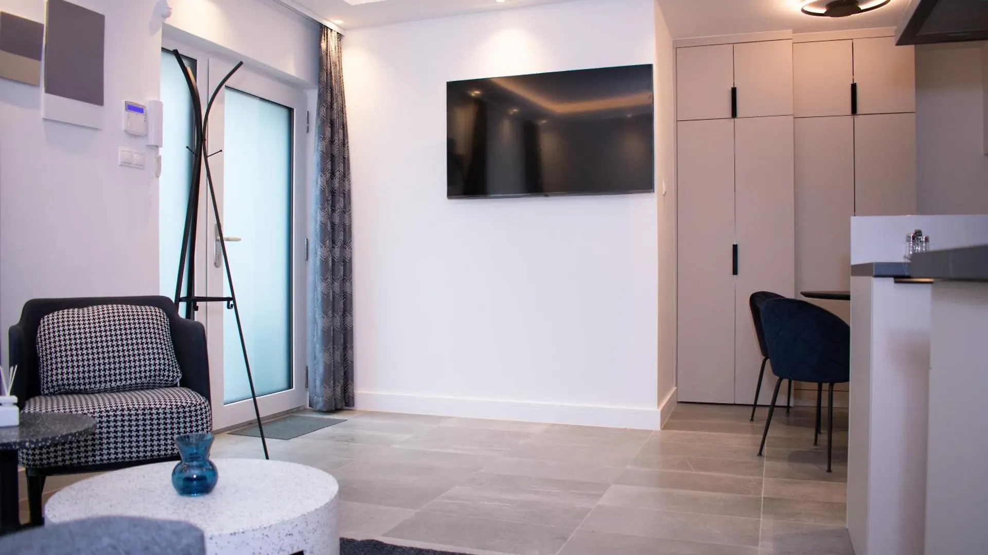 Διαμέρισμα Luxury Cozy 2 Bdr Downtown Apt.5 Βουδαπέστη